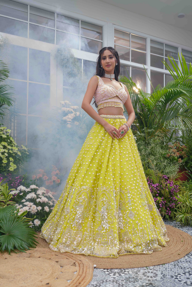 Load image into Gallery viewer, Naira Lime Veil Lehenga