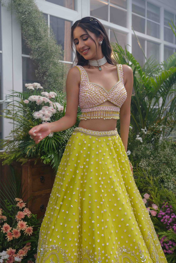 Load image into Gallery viewer, Naira Lime Veil Lehenga