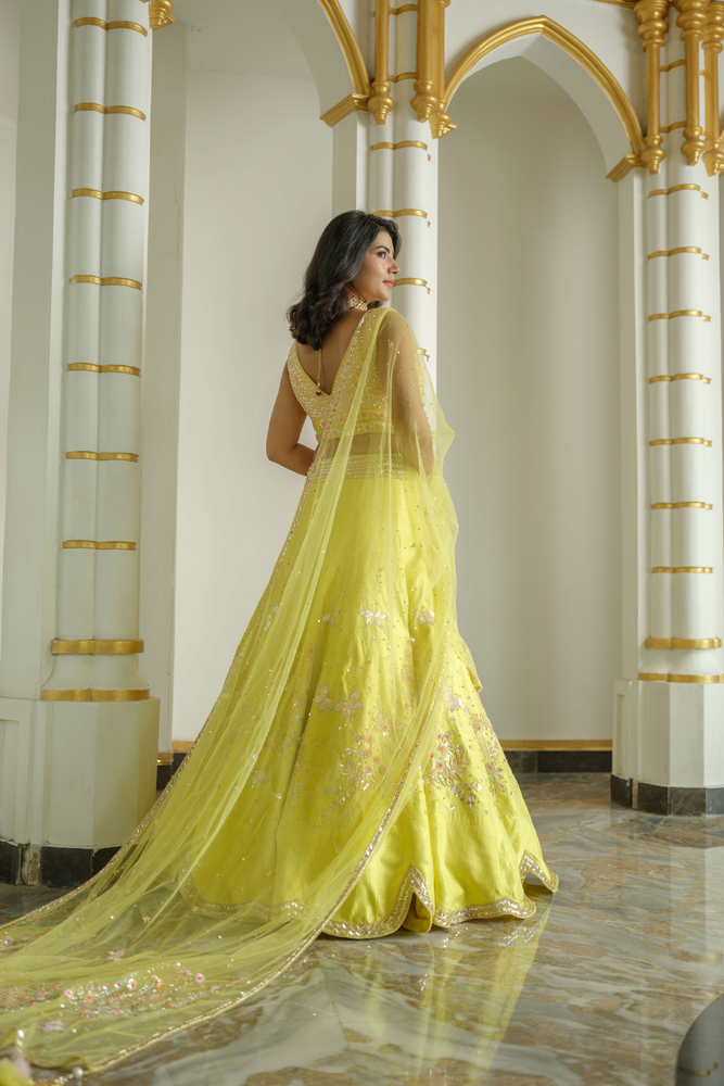 Load image into Gallery viewer, Lime Green Butterfly Grace