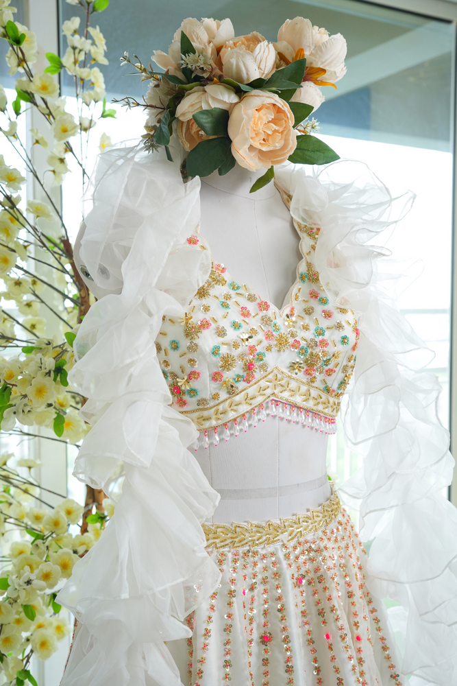 Load image into Gallery viewer, Frostblossom