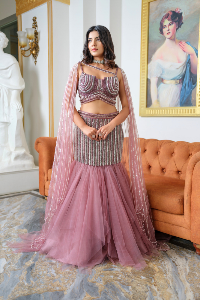 Load image into Gallery viewer, Mauve Mermaid Serenade